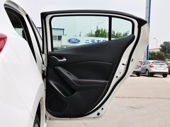 2014款 两厢 2.0L 自动 旗舰型