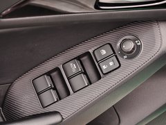 2014款 两厢 2.0L 自动 旗舰型