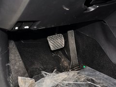 2014款 两厢 2.0L 自动 旗舰型