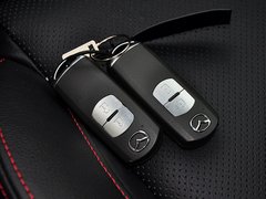 2014款 两厢 2.0L 自动 旗舰型