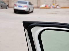 2014款 两厢 2.0L 自动 旗舰型