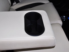 2014款 三厢 2.0L 自动 旗舰型