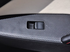2014款 三厢 2.0L 自动 旗舰型