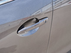 2014款 三厢 2.0L 自动 旗舰型