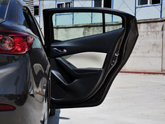 2014款 三厢 2.0L 自动 旗舰型