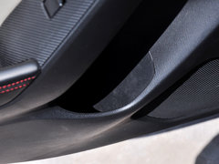 2014款 三厢 2.0L 自动 旗舰型