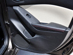 2014款 三厢 2.0L 自动 旗舰型