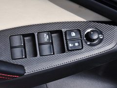 2014款 三厢 2.0L 自动 旗舰型