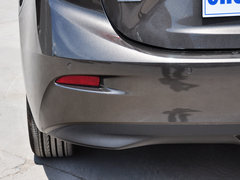 2014款 三厢 2.0L 自动 旗舰型