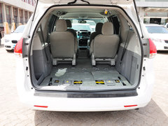 2013款 3.5L 自动 四驱标准型