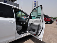 2013款 3.5L 自动 四驱标准型