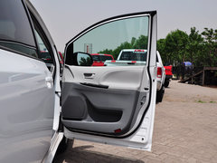2013款 3.5L 自动 四驱标准型