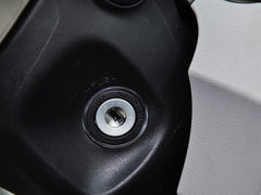 2013款 3.5L 自动 四驱标准型