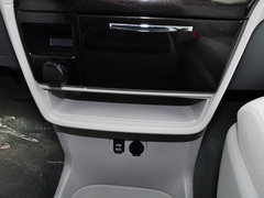 2013款 3.5L 自动 四驱标准型