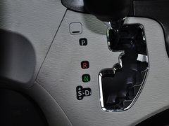 2013款 3.5L 自动 四驱标准型