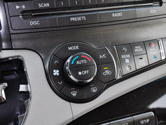 2013款 3.5L 自动 四驱标准型