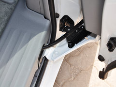 2013款 3.5L 自动 四驱标准型