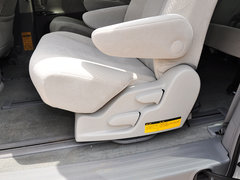 2013款 3.5L 自动 四驱标准型