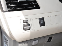 2013款 3.5L 自动 四驱标准型