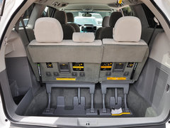 2013款 3.5L 自动 四驱标准型