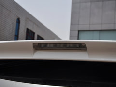 2013款 3.5L 自动 四驱标准型