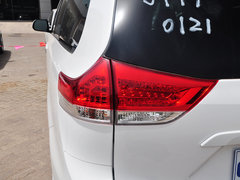 2013款 3.5L 自动 四驱标准型