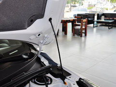 2014款 1.5L 手动 两驱豪华型 5座
