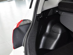 2014款 1.5L 手动 两驱豪华型 5座