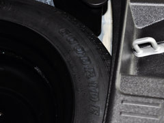 2014款 1.5L 手动 两驱豪华型 5座