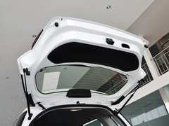 2014款 1.5L 手动 两驱豪华型 5座