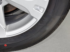 2014款 1.5L 手动 两驱豪华型 5座