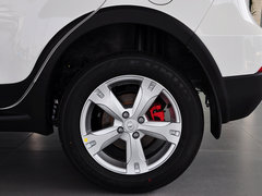2014款 1.5L 手动 两驱豪华型 5座