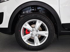 2014款 1.5L 手动 两驱豪华型 5座