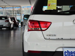 2014款 1.5L 手动 两驱豪华型 5座