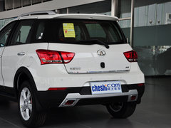 2014款 1.5L 手动 两驱豪华型 5座