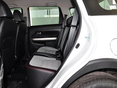 2014款 1.5L 手动 两驱豪华型 5座