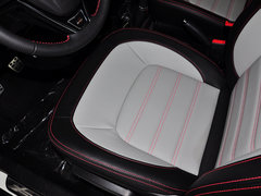 2014款 1.5L 手动 两驱豪华型 5座