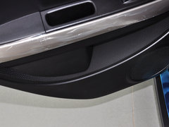 2014款 1.5L 手动 两驱豪华型 5座