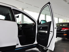 2014款 1.5L 手动 两驱豪华型 5座
