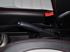 2014款 1.5L 手动 两驱豪华型 5座