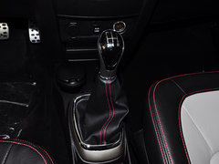 2014款 1.5L 手动 两驱豪华型 5座