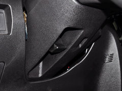 2014款 1.5L 手动 两驱豪华型 5座
