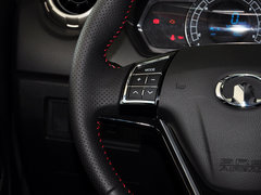 2014款 1.5L 手动 两驱豪华型 5座