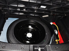 2014款 1.5L 手动 两驱豪华型 5座