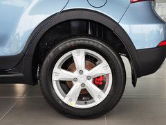 2014款 1.5L 手动 两驱豪华型 5座