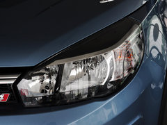 2014款 1.5L 手动 两驱豪华型 5座