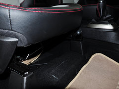 2014款 1.5L 手动 两驱豪华型 5座