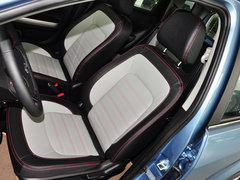 2014款 1.5L 手动 两驱豪华型 5座