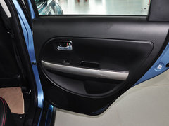 2014款 1.5L 手动 两驱豪华型 5座