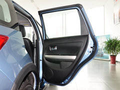 2014款 1.5L 手动 两驱豪华型 5座